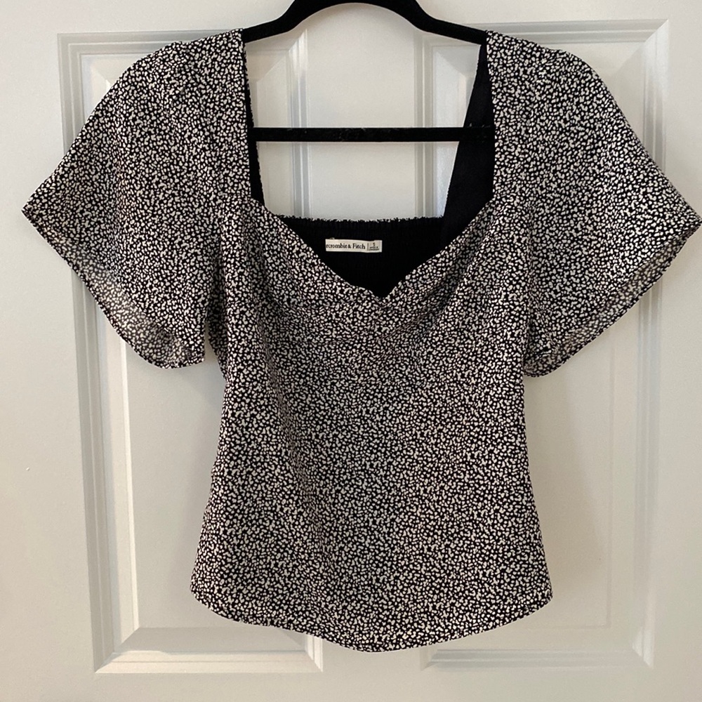 Abercrombie Cropped Blouse